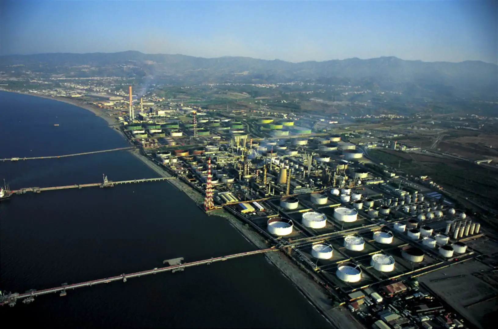 Refinery